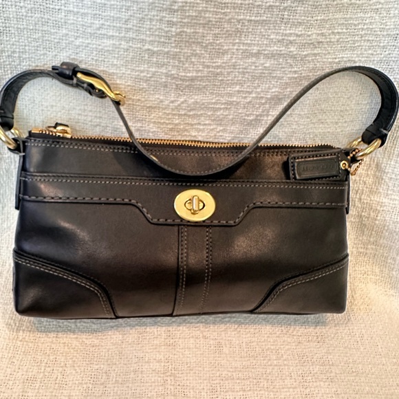 Coach mini purse - Picture 5 of 6